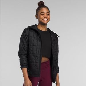 NWT- The North Face Circaloft Hoodie- Size Small